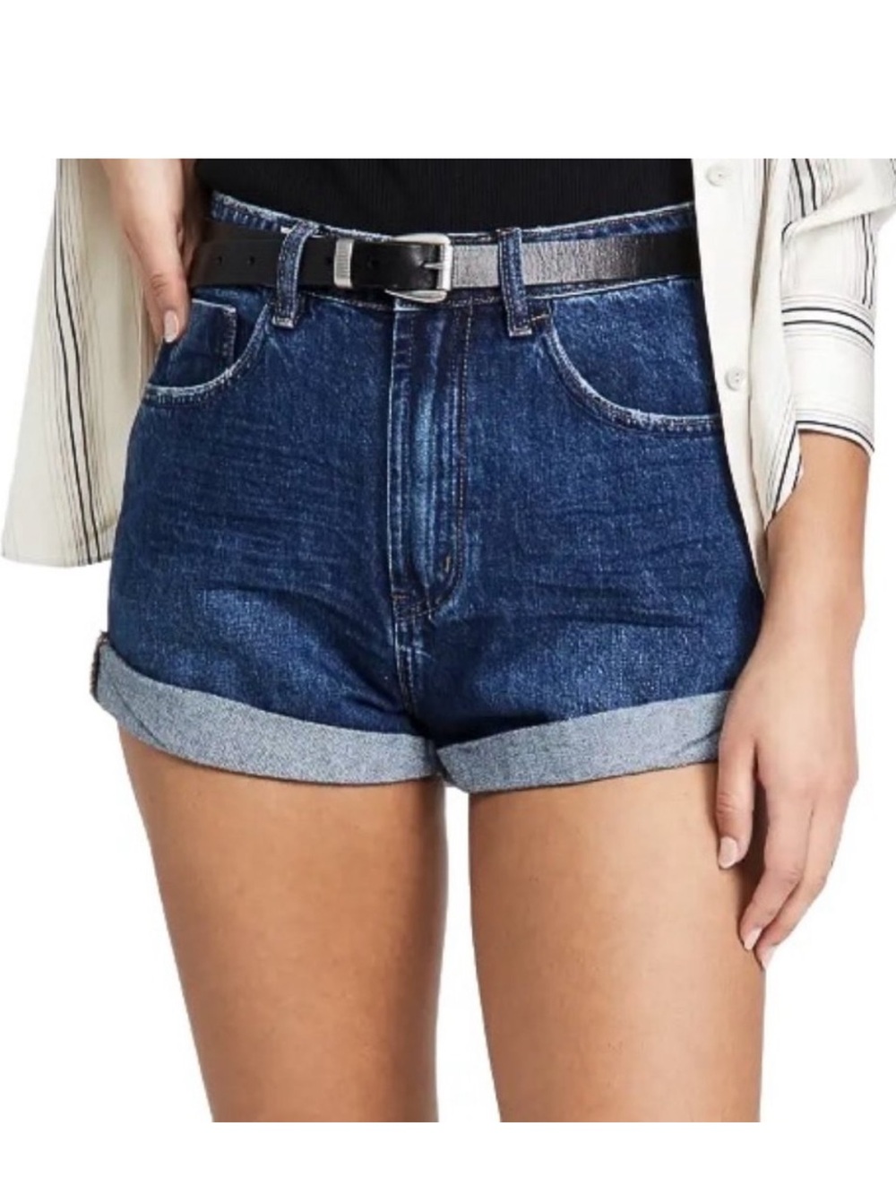 One Teaspoon Dakota Bandits High Waist
Denim Shorts Dark Wash Blue Jean Size 26